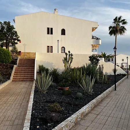 Apartment Sea Breeze Retreat At Las Bouganvillas *