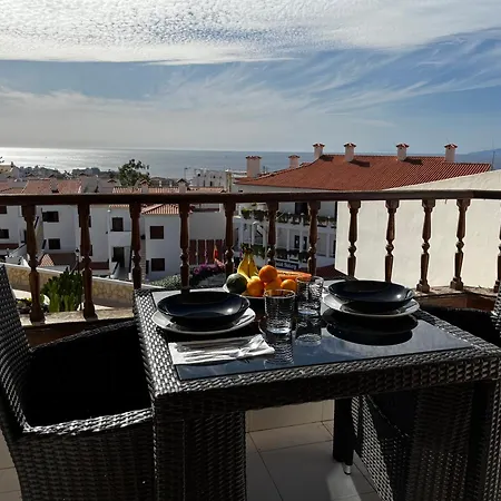 Apartment Sea Breeze Retreat At Las Bouganvillas