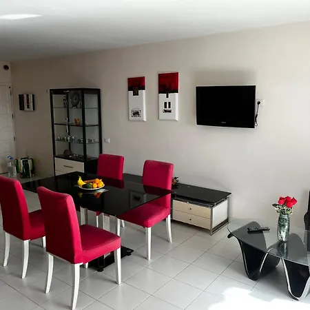 Sea Breeze Retreat At Las Bouganvillas Daire Costa Adeje